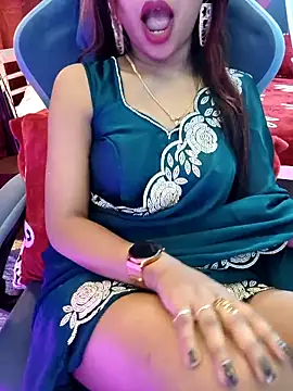 Snapshot of Puja-baby chatting on February 20, 2026, 1:11 pm Puja-baby online show from February 20, 2026, 1:11 pm