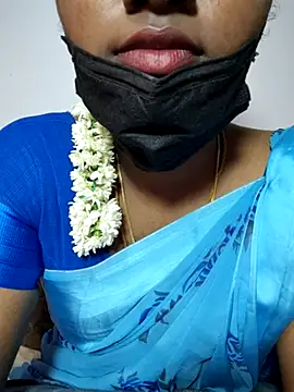 Snapshot of Tamil_Princess12 chatting on November 5, 2025, 5:57 pm Tamil Princess12 online show from November 5, 2025, 5:57 pm