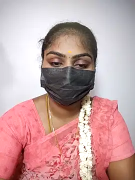 Snapshot of Tamil_Princess12 chatting on April 14, 2026, 5:41 pm Tamil Princess12 online show from April 14, 2026, 5:41 pm