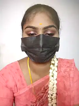Snapshot of Tamil_Princess12 chatting on April 21, 2026, 5:28 pm Tamil Princess12 online show from April 21, 2026, 5:28 pm