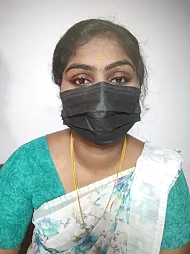 Snapshot of Tamil_Princess12 chatting on May 5, 2026, 7:33 pm Tamil Princess12 online show from May 5, 2026, 7:33 pm
