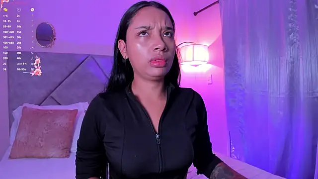 Snapshot of MissPocahontass chatting on September 24, 2025, 11:35 am MissPocahontass online show from September 24, 2025, 11:35 am