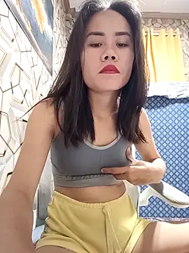 Snapshot of sexhot_22 chatting on October 28, 2025, 1:42 am sexhot 22 online show from October 28, 2025, 1:42 am