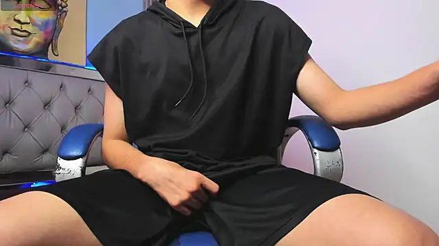 Snapshot of SamBlack_ chatting on September 14, 2025, 12:37 pm SamBlack online show from September 14, 2025, 12:37 pm