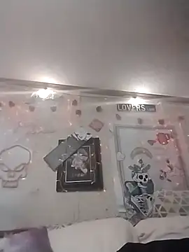 BonnienClyde5421 online show from February 14, 2026, 7:21 pm