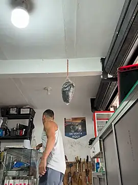 Snapshot of Terra-22cm chatting on October 6, 2025, 1:41 pm Terra-22cm online show from October 6, 2025, 1:41 pm