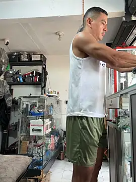 Snapshot of Terra-22cm chatting on November 21, 2025, 1:32 pm Terra-22cm online show from November 21, 2025, 1:32 pm