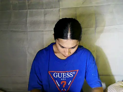 Snapshot of Asian_PrettyAle chatting on December 1, 2025, 2:22 pm Asian PrettyAle online show from December 1, 2025, 2:22 pm