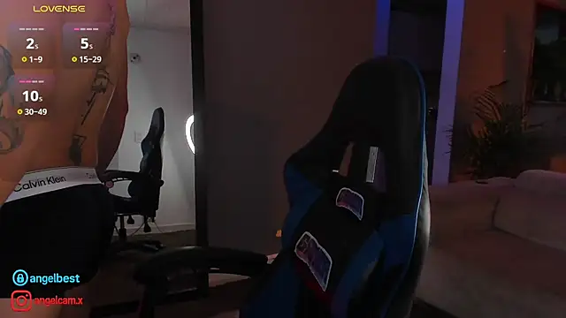 IamAngelCamilo online show from September 25, 2025, 10:24 pm