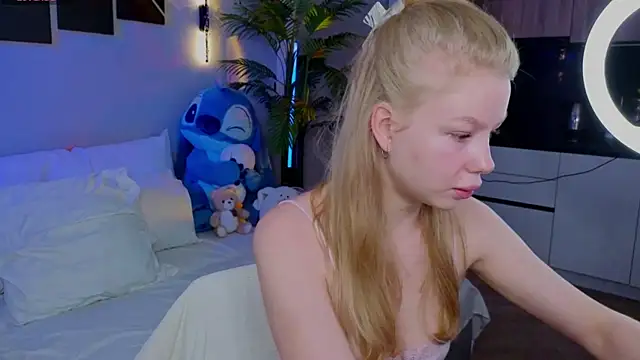 emilyshepar d online show from May 5, 2026, 1:24 am