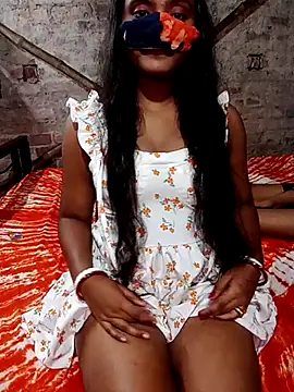 RAYI Queen 4 online show from October 6, 2025, 6:38 pm