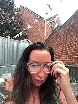 Snapshot of Kinky-CarlaXX chatting on June 16, 2026, 12:19 pm Kinky-CarlaXX online show from June 16, 2026, 12:19 pm