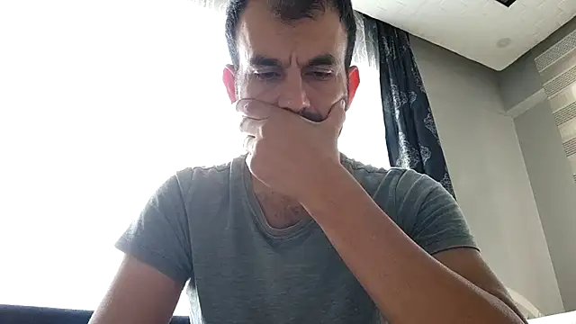 Apooabe online show from October 1, 2025, 1:17 pm