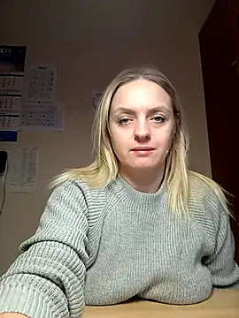 Snapshot of Ami_Foxy chatting on November 11, 2025, 11:32 am Ami Foxy online show from November 11, 2025, 11:32 am