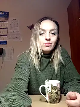 Snapshot of Ami_Foxy chatting on November 28, 2025, 6:05 am Ami Foxy online show from November 28, 2025, 6:05 am