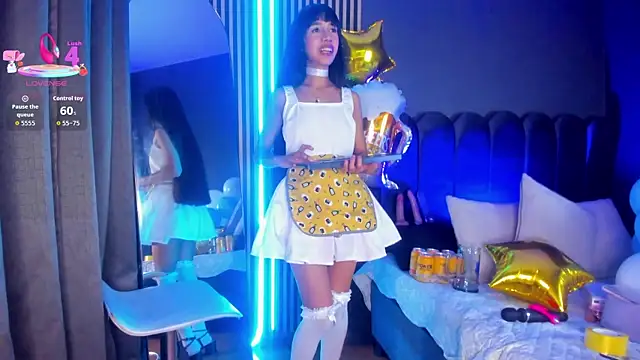 Snapshot of Gina_77 chatting on September 26, 2025, 8:35 pm Gina 77 online show from September 26, 2025, 8:35 pm