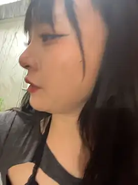 Yucheng  520 online show from May 13, 2026, 9:39 am