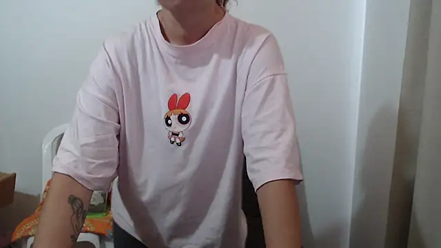 Snapshot of Milf_Valeria chatting on June 5, 2026, 3:40 pm Milf Valeria online show from June 5, 2026, 3:40 pm