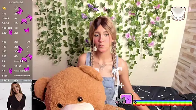 Amy Moonlight online show from October 21, 2025, 12:55 am