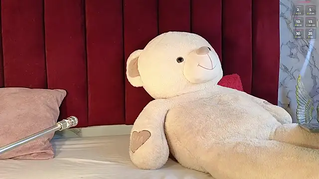 Snapshot of PrincePoppy chatting on November 16, 2025, 8:25 pm PrincePoppy online show from November 16, 2025, 8:25 pm