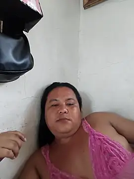 Snapshot of fallen_angel08 chatting on October 4, 2025, 5:49 am fallen angel08 online show from October 4, 2025, 5:49 am