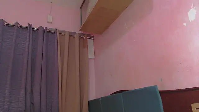 Snapshot of fallen_angel08 chatting on January 19, 2026, 10:52 am fallen angel08 online show from January 19, 2026, 10:52 am