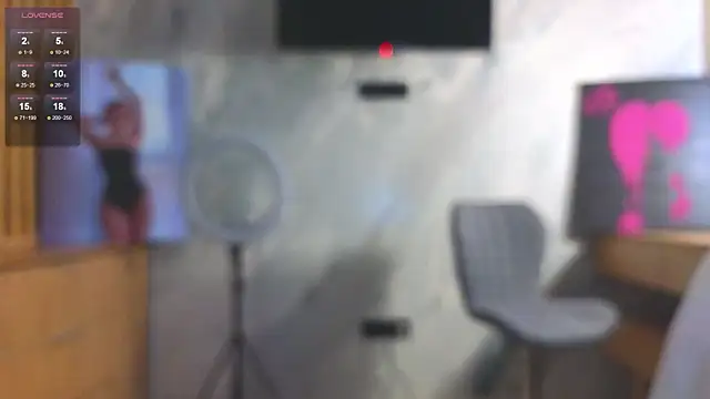 Snapshot of miss_bubbles_ chatting on October 9, 2025, 12:41 am miss bubbles online show from October 9, 2025, 12:41 am