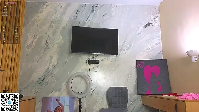 Snapshot of miss_bubbles_ chatting on November 22, 2025, 12:42 am miss bubbles online show from November 22, 2025, 12:42 am