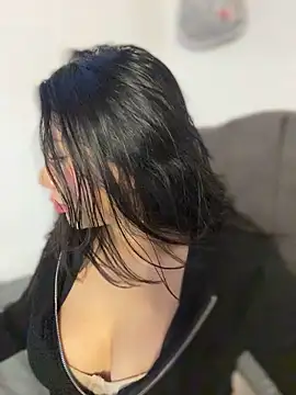 Snapshot of snow_doll chatting on June 15, 2026, 10:01 pm snow doll online show from June 15, 2026, 10:01 pm