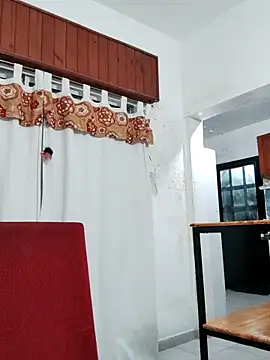 Snapshot of Bradd_32 chatting on December 14, 2025, 4:07 am Bradd 32 online show from December 14, 2025, 4:07 am