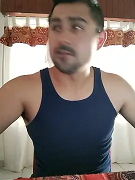 Snapshot of Bradd_32 chatting on January 11, 2026, 7:08 pm Bradd 32 online show from January 11, 2026, 7:08 pm