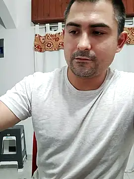 Snapshot of Bradd_32 chatting on March 1, 2026, 3:41 am Bradd 32 online show from March 1, 2026, 3:41 am