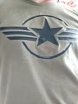 Snapshot of Bradd_32 chatting on March 9, 2026, 12:09 pm Bradd 32 online show from March 9, 2026, 12:09 pm