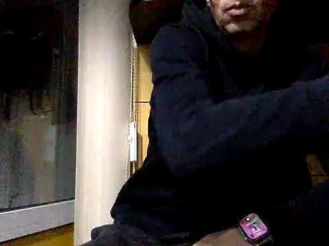 adiluci1 online show from November 3, 2025, 6:42 pm