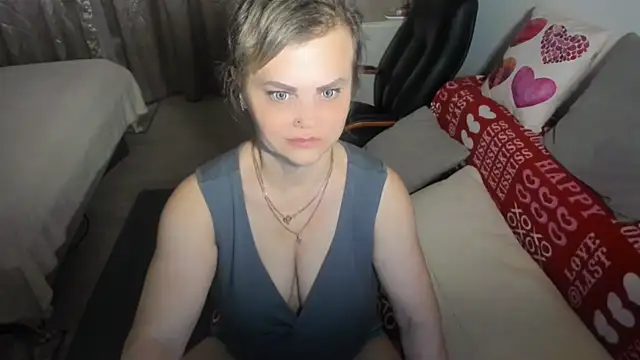 MildMature online show from July 17, 2026, 10:25 pm