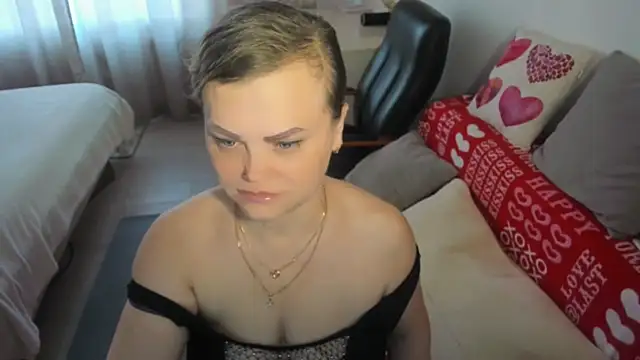 MildMature online show from July 18, 2026, 4:44 pm