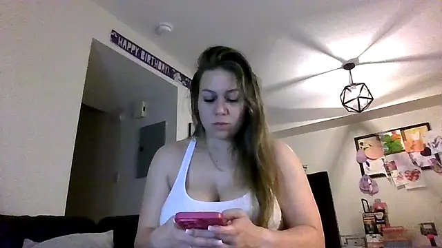 Snapshot of thedevinemama chatting on June 24, 2026, 1:26 am thedevinemama online show from June 24, 2026, 1:26 am
