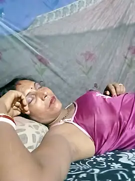 Savita992 online show from July 13, 2026, 8:22 pm