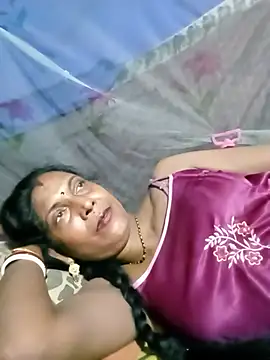 Savita992 online show from July 15, 2026, 7:52 pm