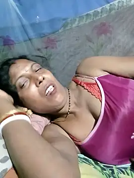 Savita992 online show from July 21, 2026, 6:32 pm
