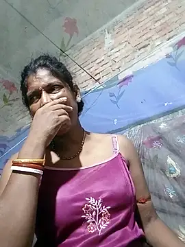 Savita992 online show from July 25, 2026, 6:27 pm