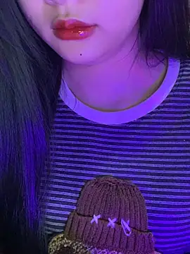 Linhtruong  online show from February 21, 2026, 4:02 am