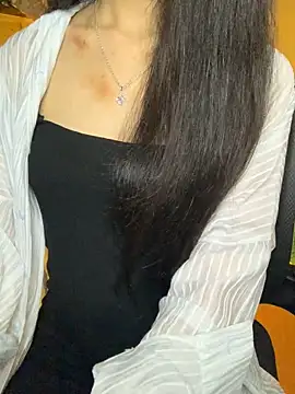 Snapshot of Nhinhi18 chatting on October 20, 2025, 3:23 pm Nhinhi18 online show from October 20, 2025, 3:23 pm