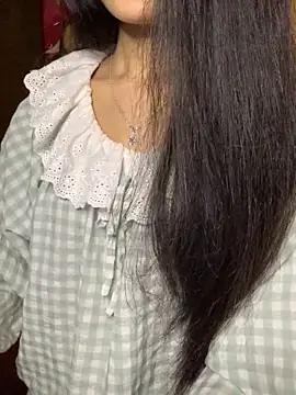 Snapshot of Nhinhi18 chatting on October 23, 2025, 3:11 pm Nhinhi18 online show from October 23, 2025, 3:11 pm