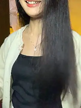 Snapshot of Nhinhi18 chatting on December 4, 2025, 2:59 pm Nhinhi18 online show from December 4, 2025, 2:59 pm