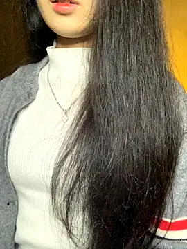 Snapshot of Nhinhi18 chatting on December 15, 2025, 2:54 pm Nhinhi18 online show from December 15, 2025, 2:54 pm