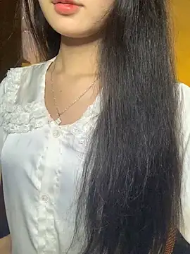 Snapshot of Nhinhi18 chatting on December 19, 2025, 3:30 pm Nhinhi18 online show from December 19, 2025, 3:30 pm