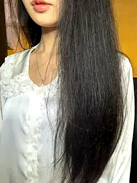 Snapshot of Nhinhi18 chatting on December 22, 2025, 3:20 pm Nhinhi18 online show from December 22, 2025, 3:20 pm