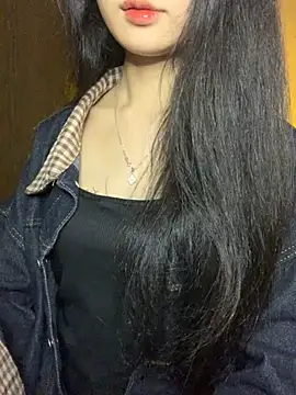 Snapshot of Nhinhi18 chatting on January 18, 2026, 4:11 pm Nhinhi18 online show from January 18, 2026, 4:11 pm