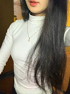 Snapshot of Nhinhi18 chatting on February 7, 2026, 3:38 pm Nhinhi18 online show from February 7, 2026, 3:38 pm